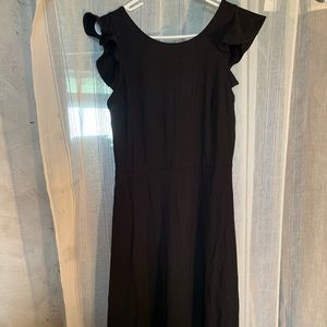 Gap black dress with flutter sleeves
